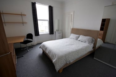 6 bed house, Furzehill Road, Mutley, Plymouth, PL47JZ - Image 8