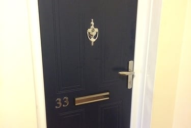 2 bed flat, Greenwich Area, Woolwich, London, SE185PU - Image 9