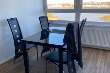 2 bed flat, Europe Road, Woolwich, London, SE185QN - Image 3