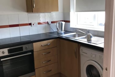 2 bed flat, Hartville Road, Plumstead, London, SE181DQ - Image 5