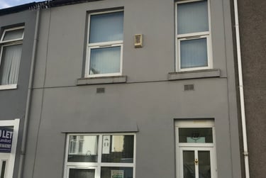 6 bed house, Hanover Street, City centre, Swansea, SA16BN - Image 1