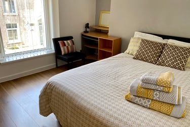 4 bed house, Spring Tce, Sandfields, Swansea, SA13TD - Image 2