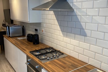 4 bed house, Spring Tce, Sandfields, Swansea, SA13TD - Image 6