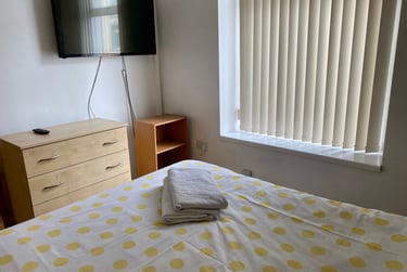 4 bed house, Spring Tce, Sandfields, Swansea, SA13TD - Image 3