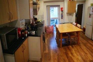 6 bed house, Hanover Street, City centre, Swansea, SA16BN - Image 14