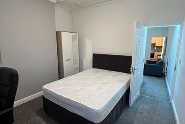 3 bed house, Elgin Street, Shelton, Stoke, ST42RD - Image 1