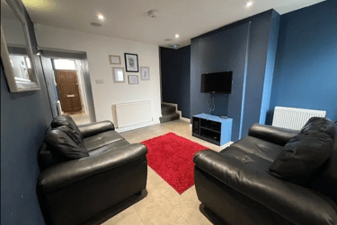 4 bed house, Watford Street, Shelton, Stoke, ST42EW - Image 1