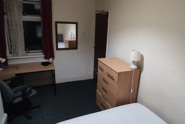 4 bed house, Lewis Street, Shelton, Stoke, ST47RS - Image 8