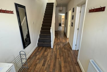 4 bed house, Queen Anne Street, Shelton, Stoke, ST42EQ - Image 4