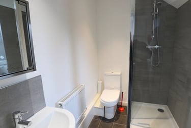 3 bed house, Thornton Road, Shelton, Stoke, ST42BD - Image 14