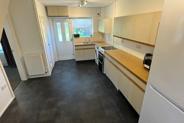 4 bed house, Malvern Avenue, Silverdale, Newcastle under Lyme, ST56QL - Image 4