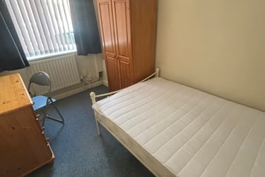 3 bed house, Crowther Street, Shelton, Stoke, ST42ER - Image 7