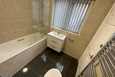 3 bed house, Carlton Road, Shelton, Stoke, ST42BG - Image 7