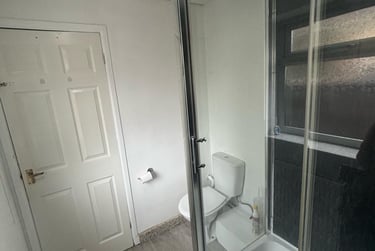 3 bed house, Thornton Road, Shelton, Stoke, ST42BD - Image 10