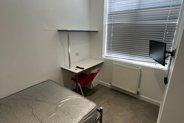 4 bed house, Watford Street, Shelton, Stoke, ST42EW - Image 6