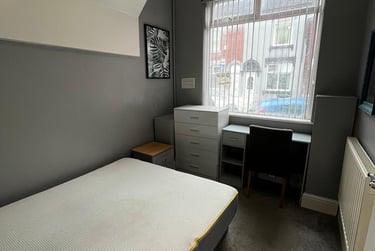 4 bed house, Guildford Street, Shelton, Stoke, ST42EP - Image 7