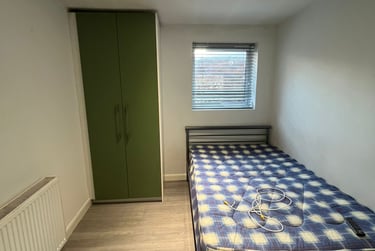 5 bed house, Queen Anne Street, Shelton, Stoke, ST42EQ - Image 3