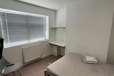 5 bed house, Beresford Street, Shelton, Stoke, ST42EX - Image 3