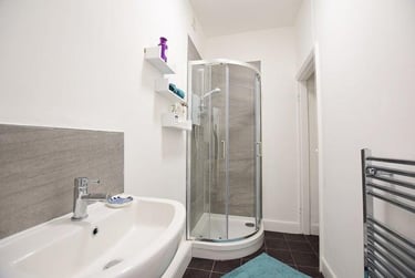 4 bed house, Ashford Street, Shelton, Stoke, ST42EN - Image 3