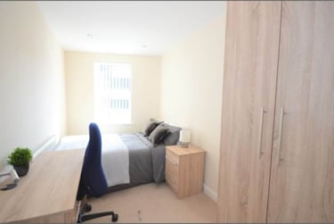 4 bed house, Corporation Street, Penkhull, Stoke, ST44AU - Image 3