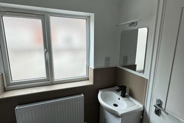 3 bed house, Spencer Road, Shelton, Stoke, ST42BE - Image 13