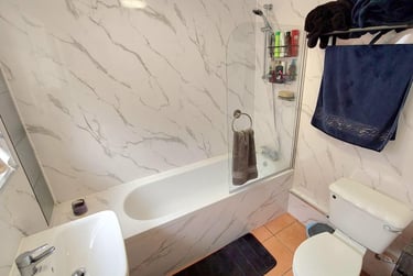 4 bed house, Queen Anne Street, Shelton, Stoke, ST42EQ - Image 11