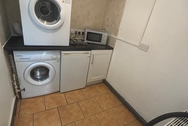 3 bed house, Carlton Road, Shelton, Stoke, ST42BG - Image 12