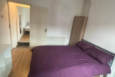 3 bed house, Thornton Road, Shelton, Stoke, ST42BD - Image 12