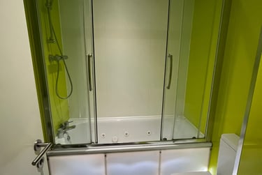 5 bed house, Queen Anne Street, Shelton, Stoke, ST42EQ - Image 10