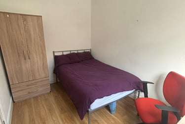 3 bed house, Thornton Road, Shelton, Stoke, ST42BD - Image 13