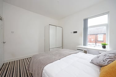 4 bed house, Boughey Road, Shelton, Stoke, ST42BN - Image 9