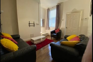 5 bed house, Ashford Street, Shelton, Stoke, ST42EH - Image 5