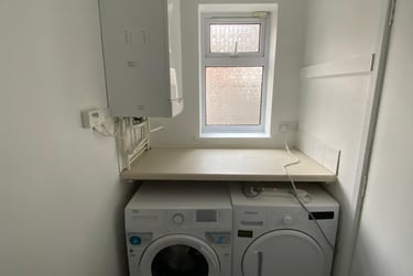 4 bed house, Queen Anne Street, Shelton, Stoke, ST42EQ - Image 7