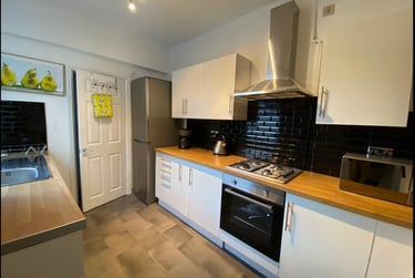 5 bed house, Ashford Street, Shelton, Stoke, ST42EH - Image 6