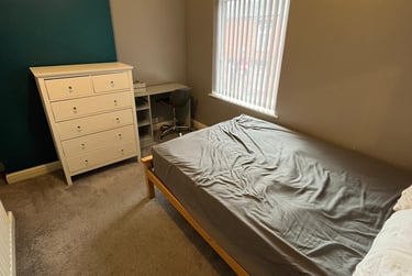 4 bed house, Guildford Street, Shelton, Stoke, ST42EP - Image 9