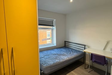 5 bed house, Queen Anne Street, Shelton, Stoke, ST42EQ - Image 4