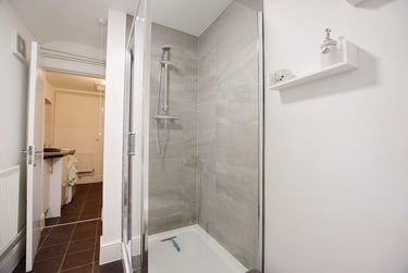 4 bed house, Ashford Street, Shelton, Stoke, ST42EN - Image 7