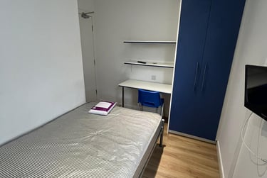 2 bed house, Conway Street, Shelton, Stoke, ST42BL - Image 11