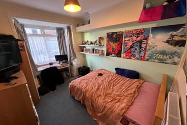 4 bed house, Boughey Road, Shelton, Stoke, ST42BN - Image 3