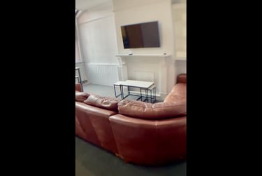 5 bed house, Crowther Street, Shelton, Stoke, ST42ER - Image 4