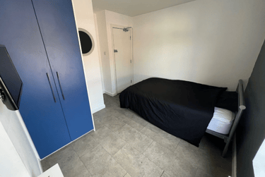 4 bed house, Watford Street, Shelton, Stoke, ST42EW - Image 2