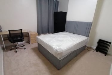 3 bed house, Lewis Street, Shelton, Stoke, ST47RR - Image 1