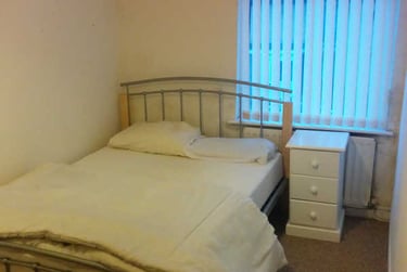 4 bed house, Church Street, Silverdale, Newcastle under Lyme, ST56JH - Image 4