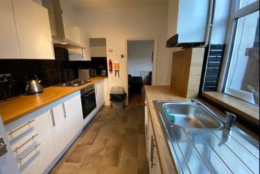 5 bed house, Ashford Street, Shelton, Stoke, ST42EH - Image 7