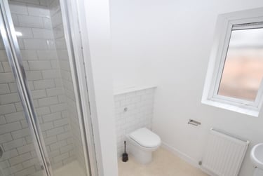 5 bed house, Boughey Road, Shelton, Stoke, ST42BQ - Image 6