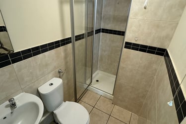 4 bed house, Queen Anne Street, Shelton, Stoke, ST42EQ - Image 8