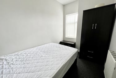 4 bed house, Sturgess Street, Penkhull, Stoke, ST47QH - Image 4