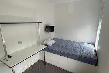 5 bed house, Beresford Street, Shelton, Stoke, ST42EX - Image 5