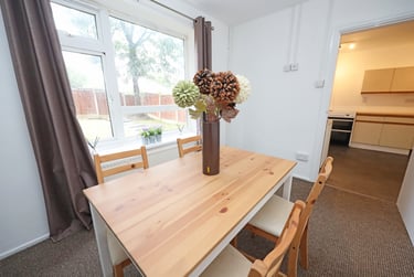 4 bed house, Boughey Road, Shelton, Stoke, ST42BB - Image 8