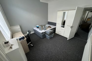 3 bed house, Ashford Street, Shelton, Stoke, ST42EN - Image 3